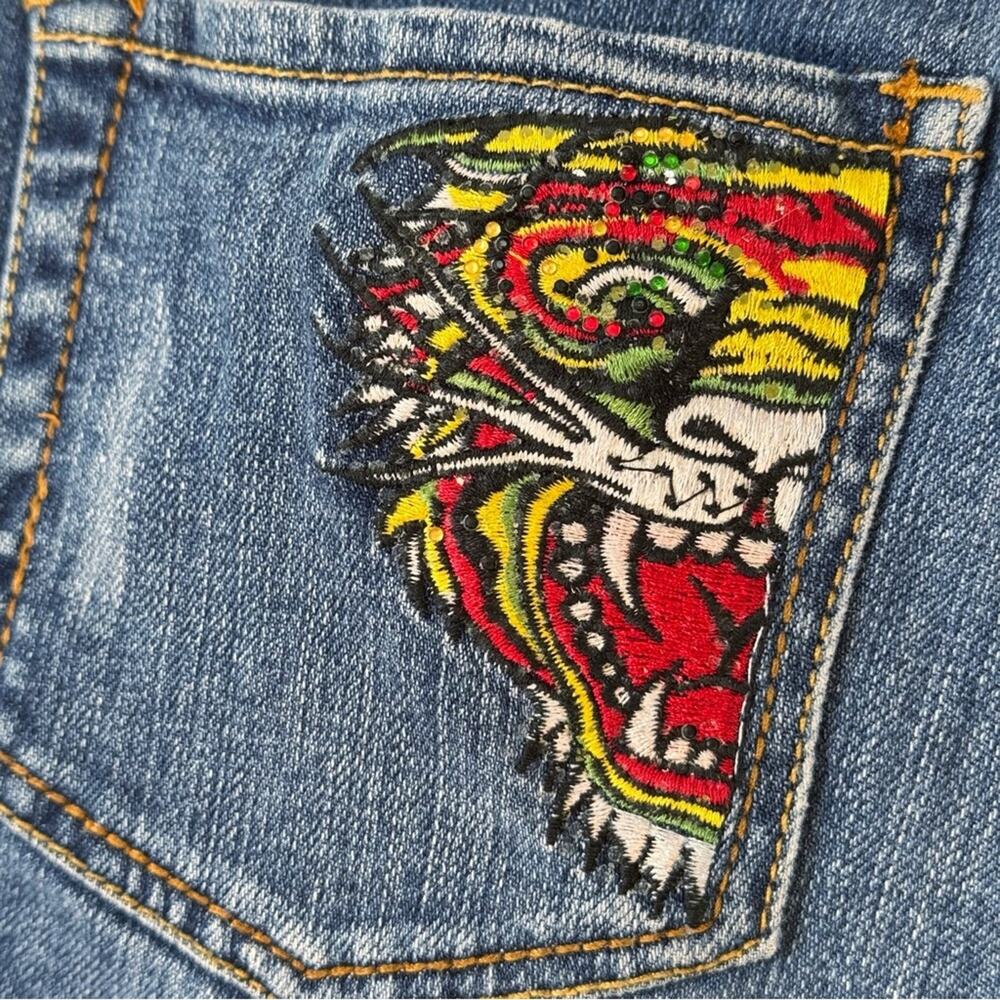 Ed Hardy Blue Denim Jean Shorts with Multicolor Tiger Patch - Picture 6 of 8